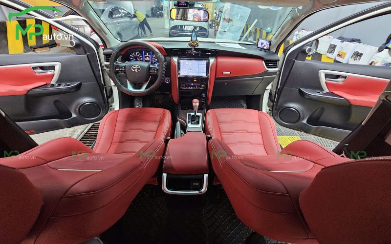 Bọc ghế da ô tô