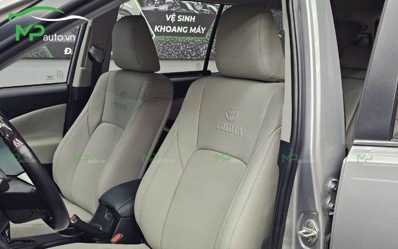 Bọc ghế da ô tô