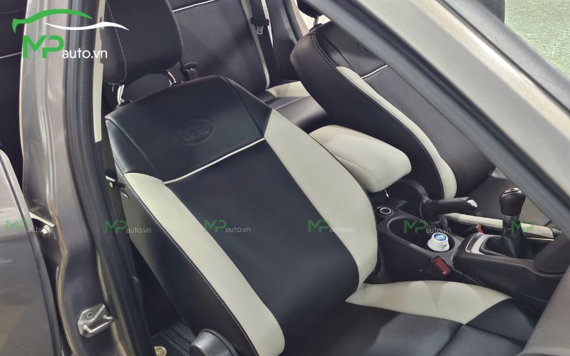 Bọc ghế da ô tô