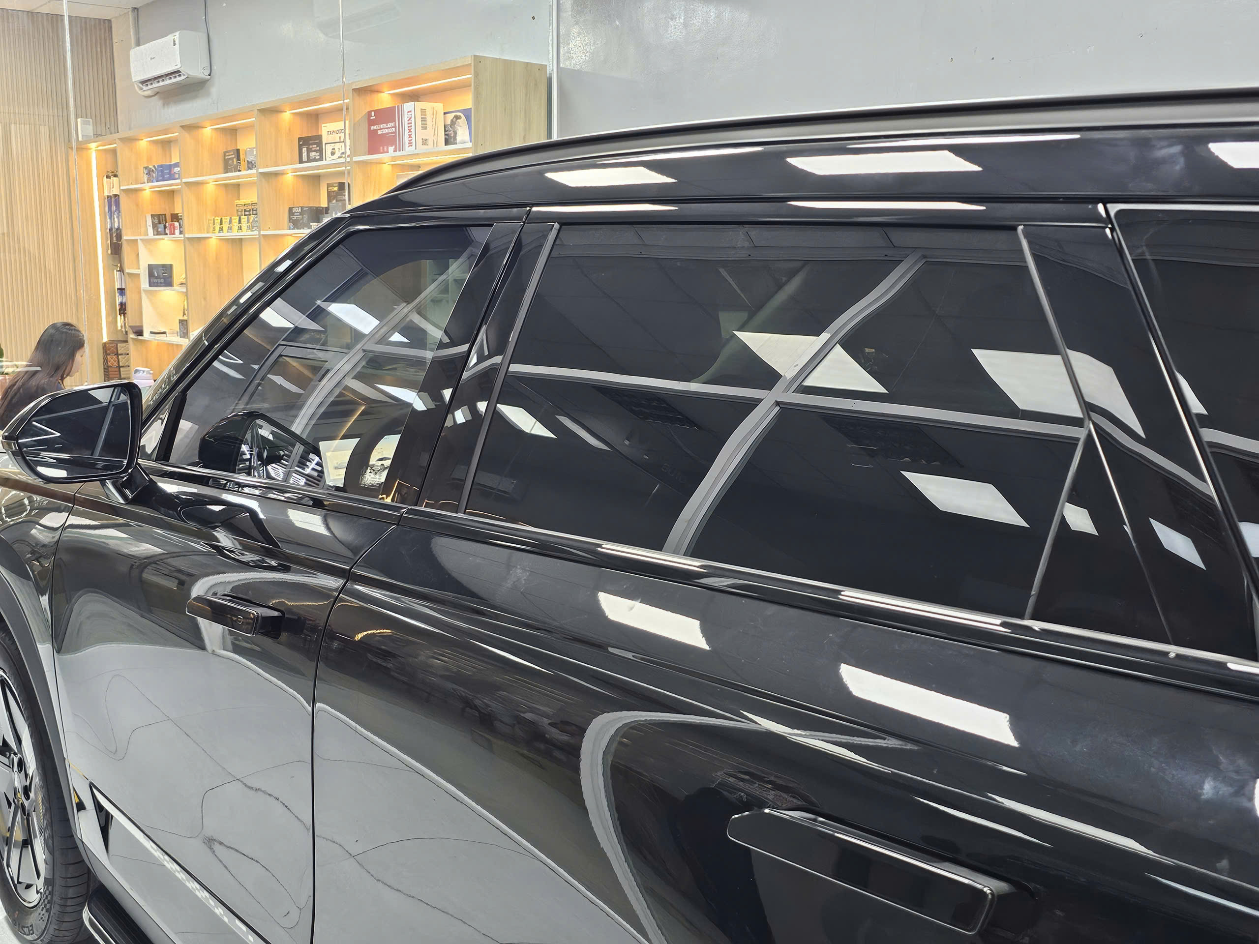 Dán phim cách nhiệt cho Jaecoo J7 2025