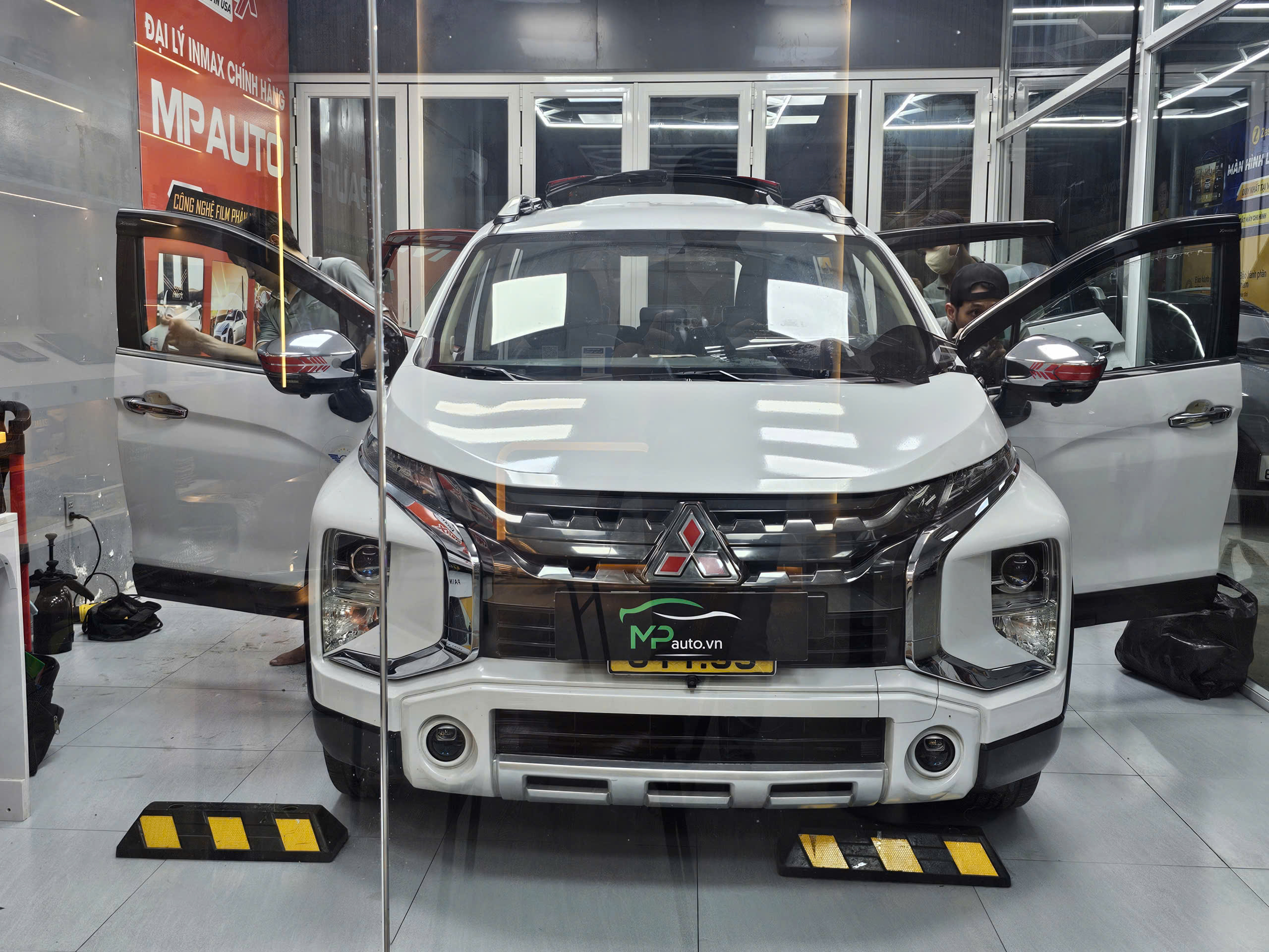 Lý do nên dán phim cách nhiệt cho Mitsubishi Xpander